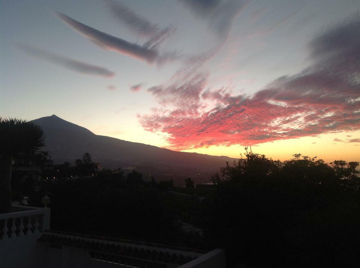 Chalet En La Quinta ซานตา เออร์ซูลา ภายนอก รูปภาพ
